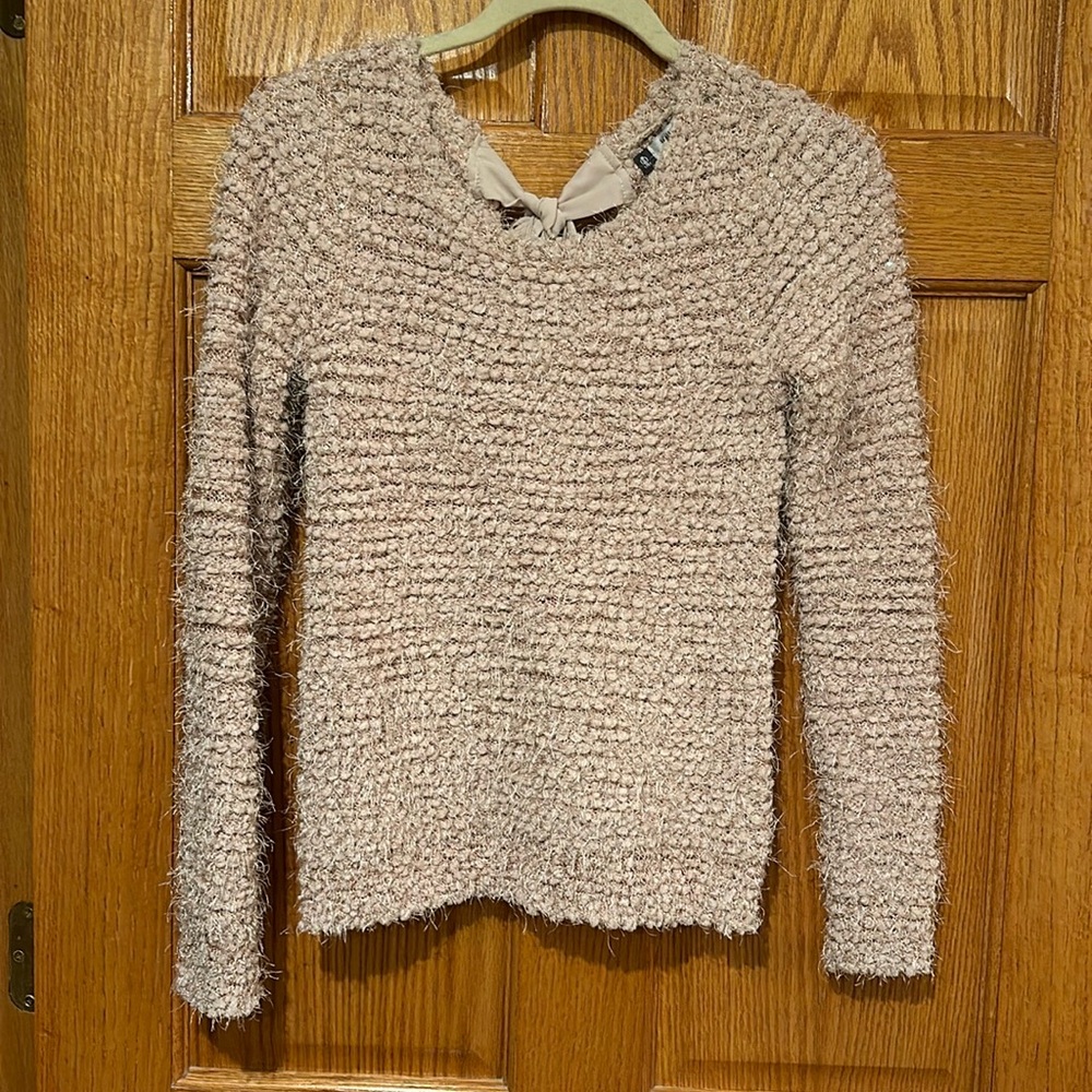 Jennifer Lopez sweater